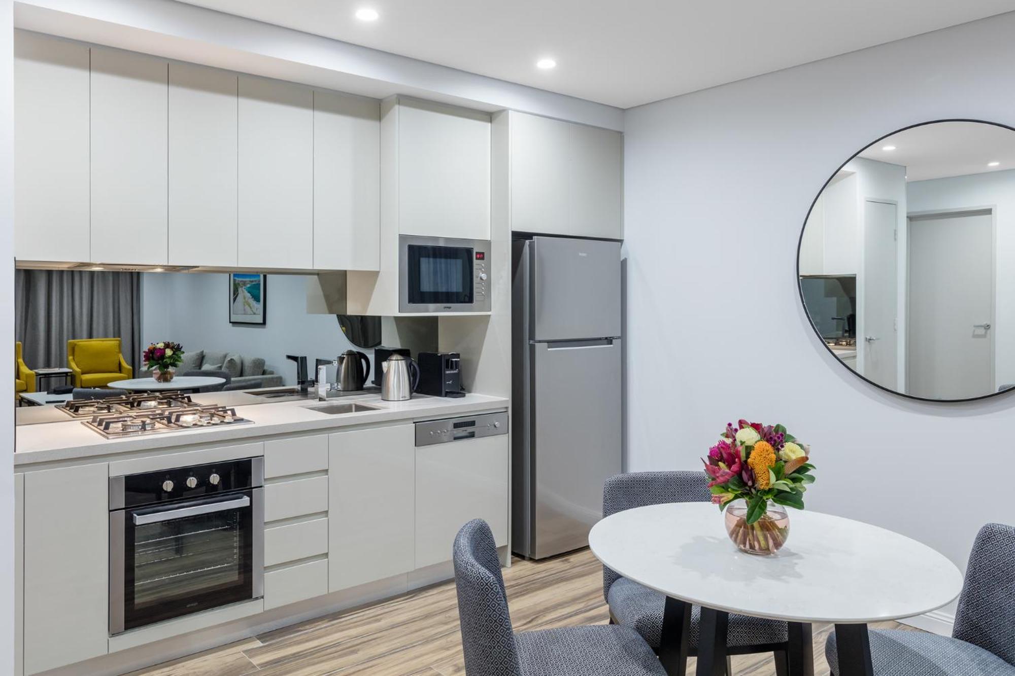 Meriton Bondi Junction Hotel